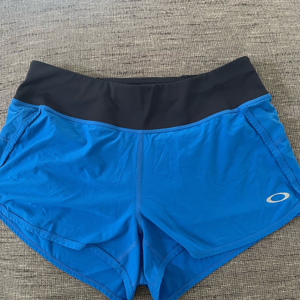 Oakley Women's Blue Running Shorts Sz M